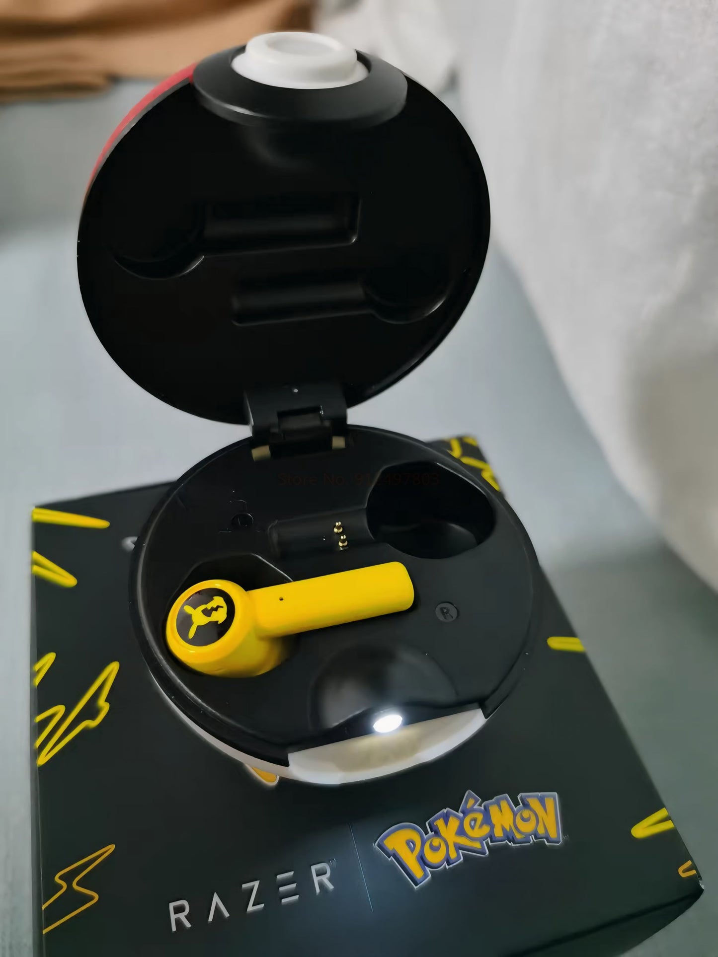Razer Pikachu Bluetooth 5.0 Earbuds With PokeBall Case